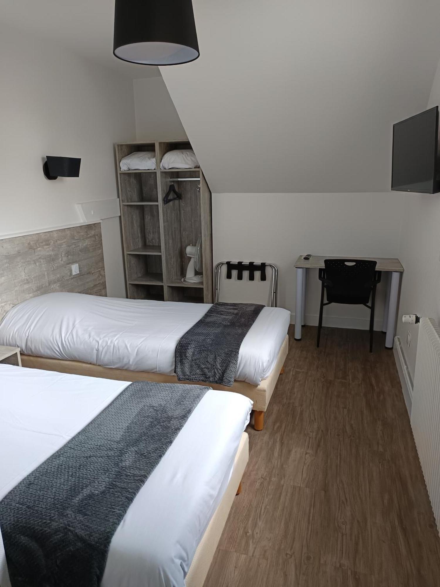 Le Relais Du Velors Hotel Beaumont-en-Veron Bagian luar foto